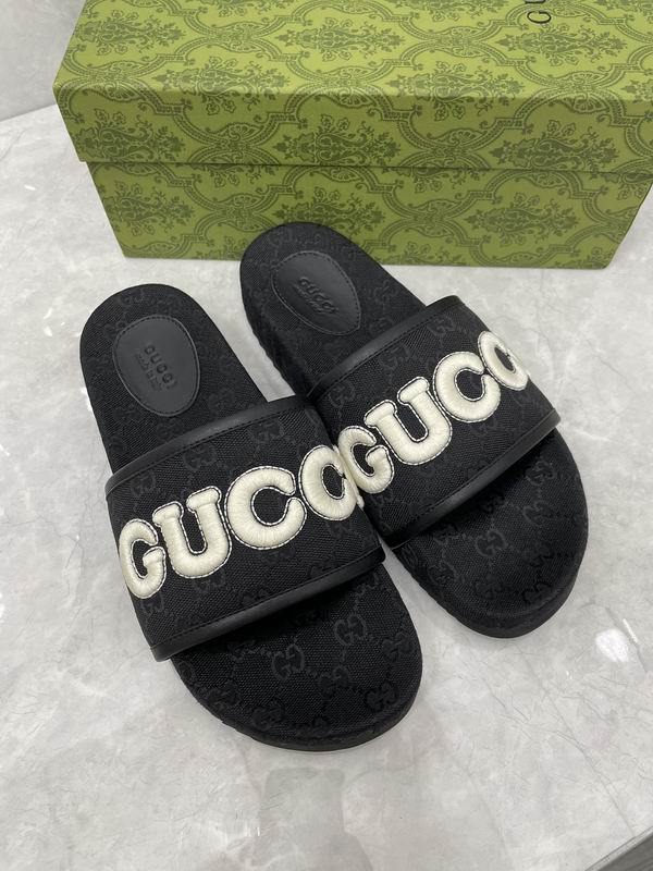 Gucci Women's Slippers 499